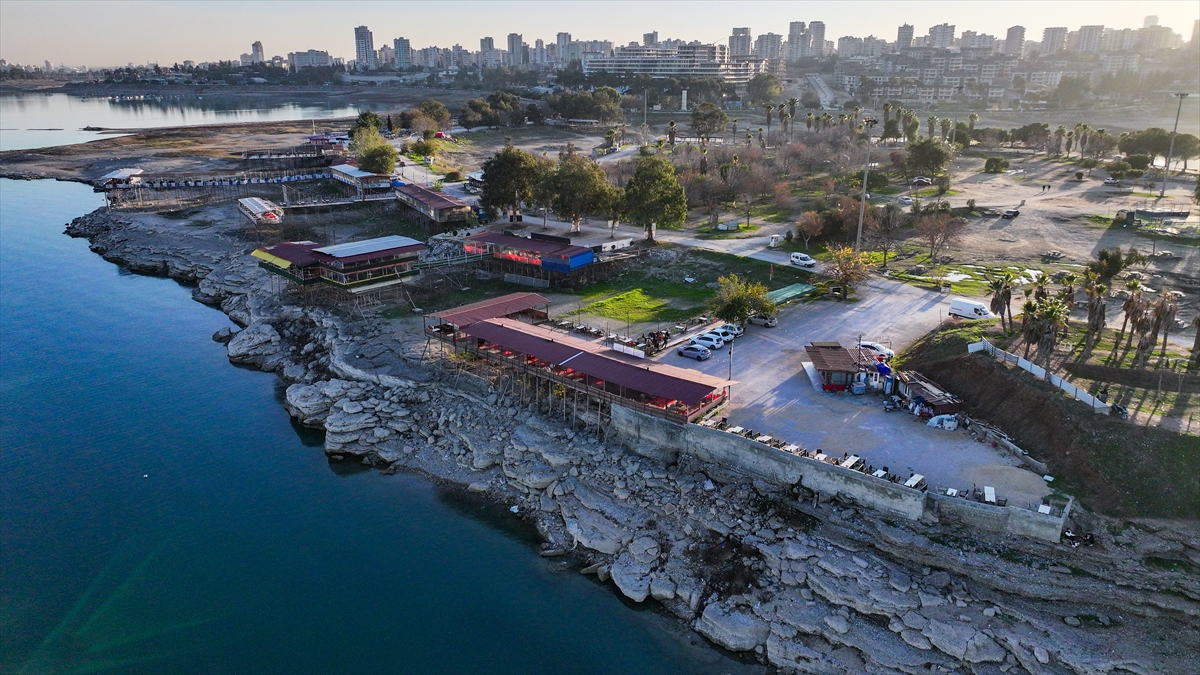 Adana'da Seyhan Baraj Gölü kıyısındaki kaçak yapılar yıkılacak