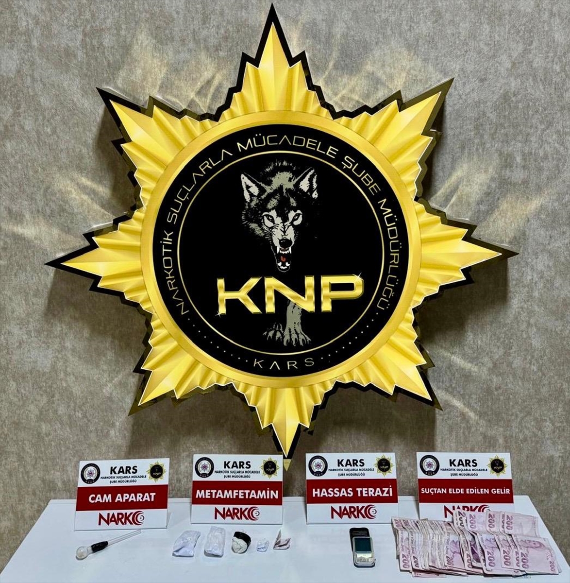 Kars'ta aracında uyuşturucu ele geçirilen şüpheli tutuklandı