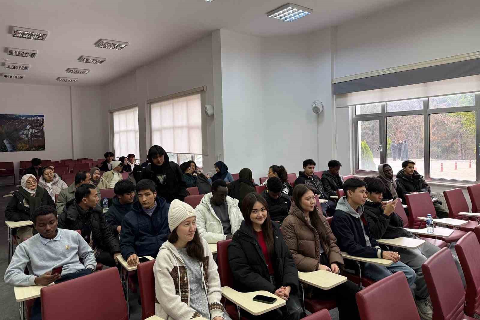 23 farklı ülkeden 111 öğrenci Türkçe eğitimi alıyor
23 farklı ülkeden 111 öğrenci Türkçe eğitimi alıyor