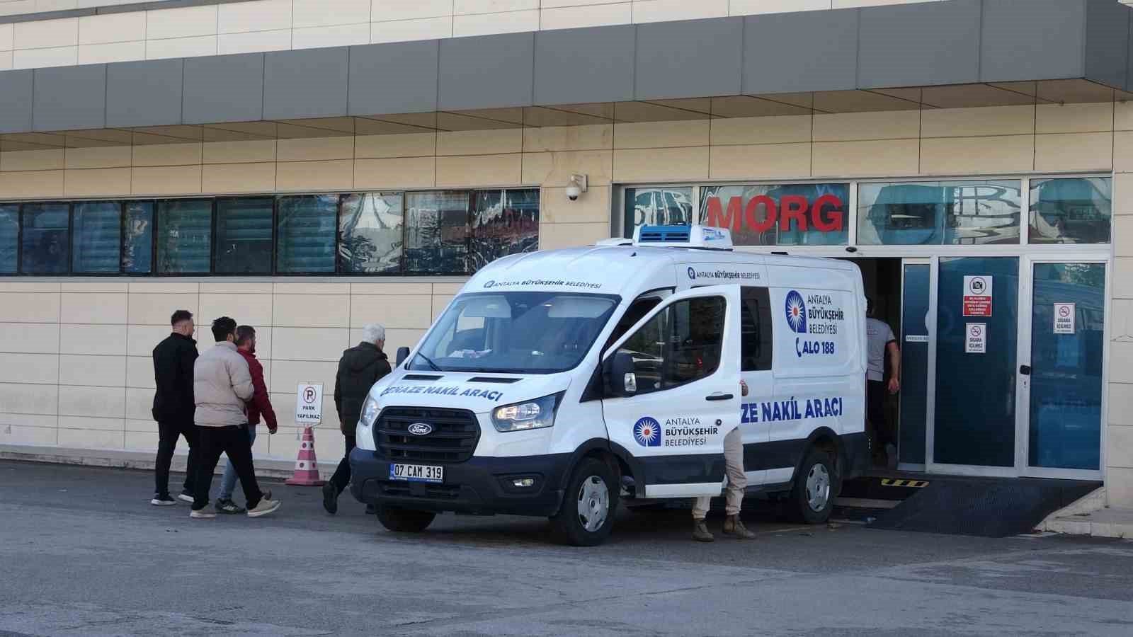 Arkadaşından emanet aldığı motosikletle geçirdiği kazada hayatını kaybetti
Arkadaşından emanet aldığı motosikletle geçirdiği kazada hayatını kaybetti