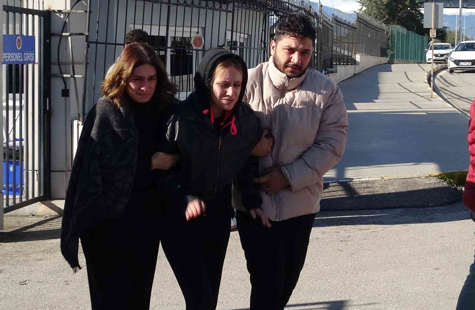 Arkadaşından emanet aldığı motosikletle geçirdiği kazada hayatını kaybetti
Arkadaşından emanet aldığı motosikletle geçirdiği kazada hayatını kaybetti