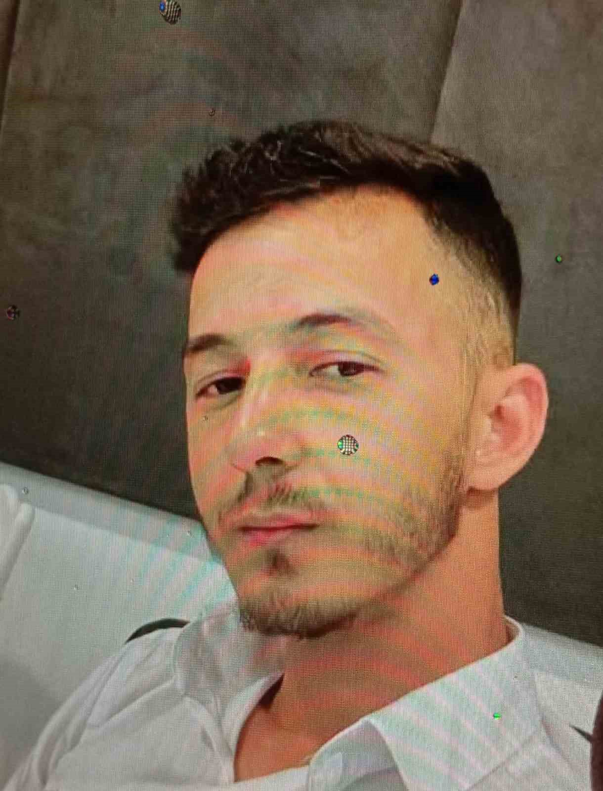 Arkadaşından emanet aldığı motosikletle geçirdiği kazada hayatını kaybetti
Arkadaşından emanet aldığı motosikletle geçirdiği kazada hayatını kaybetti