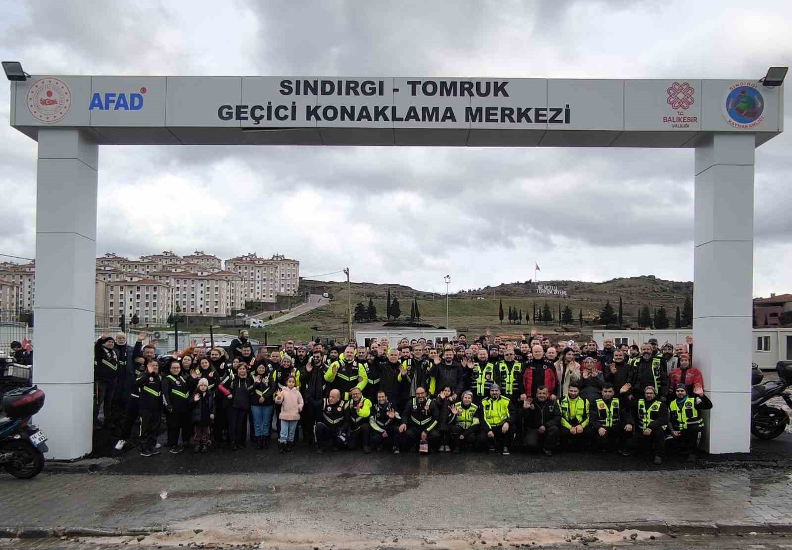 Balıkesir’den Sındırgı’ya dayanışma konvoyu
Balıkesir’den Sındırgı’ya dayanışma konvoyu