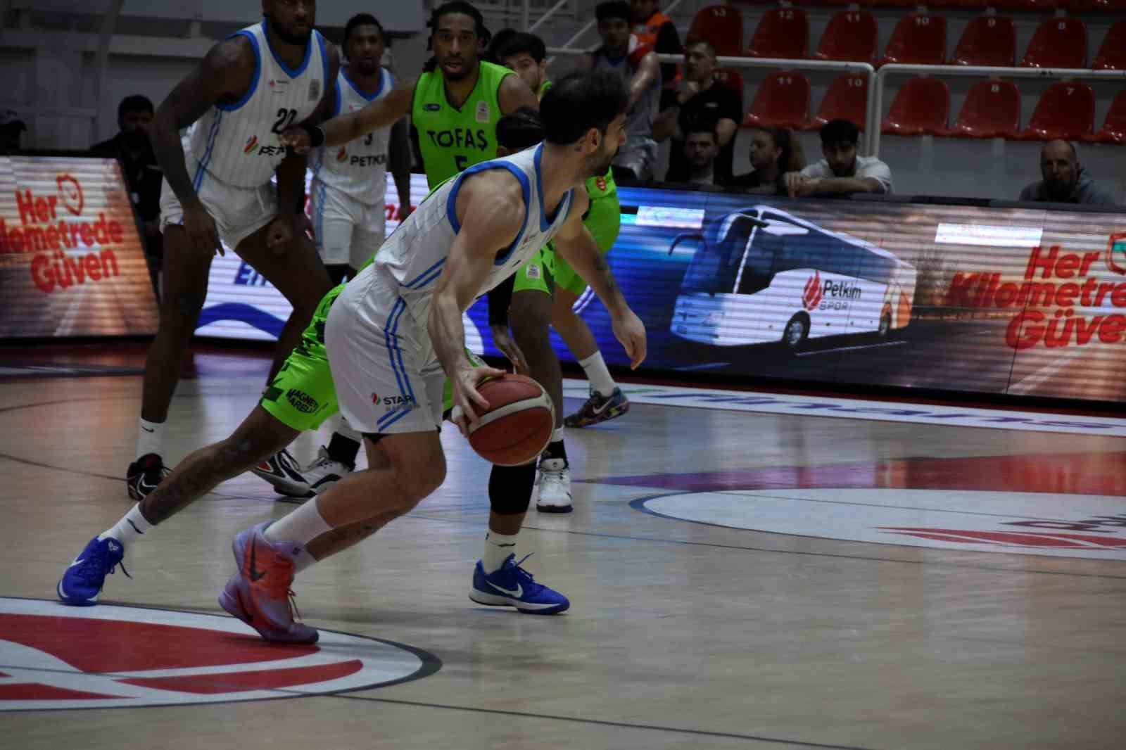 Basketbol Süper Ligi: Aliağa Petkimspor: 76 - TOFAŞ: 82
