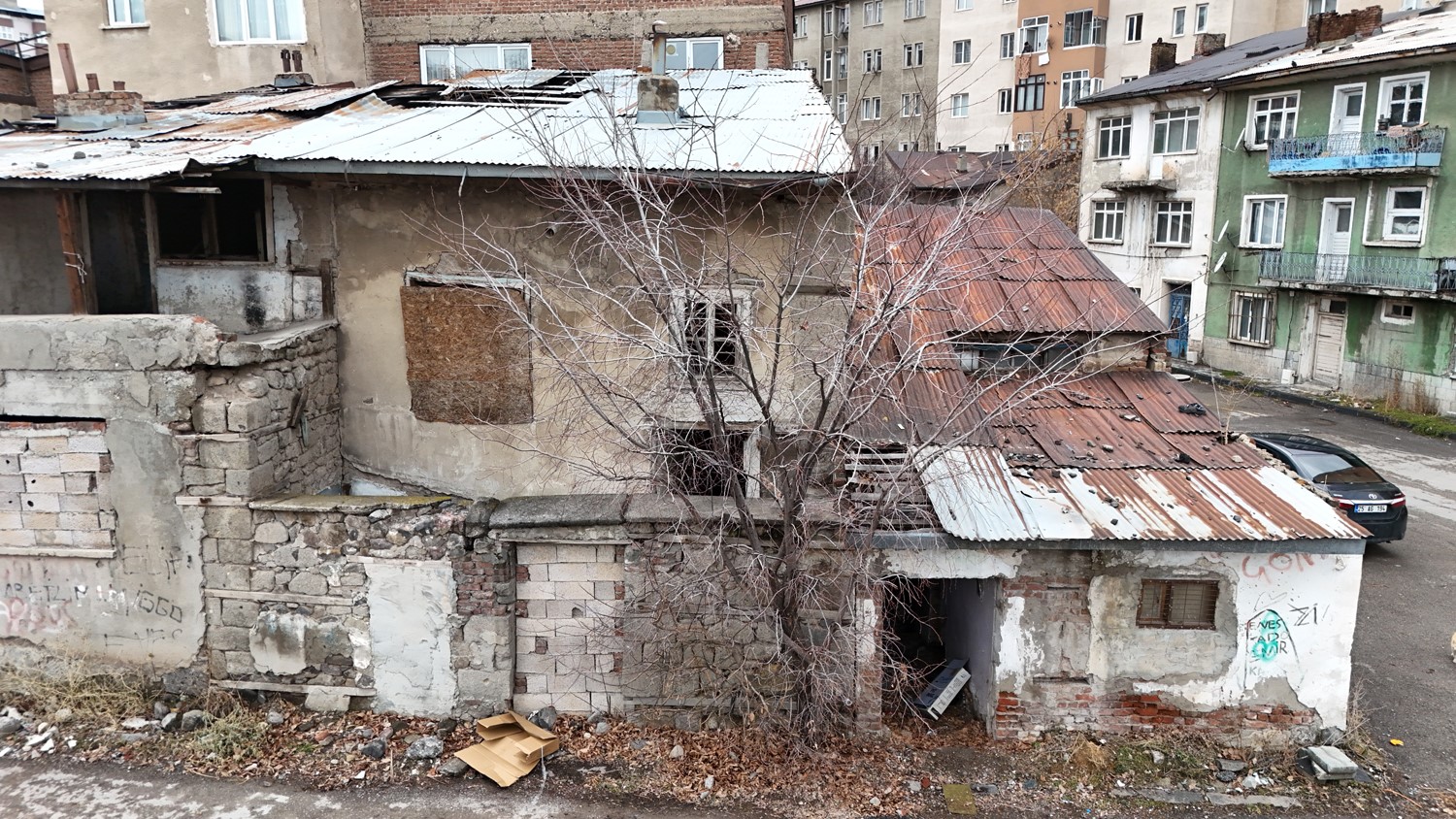 Büyükşehir kentsel dönüşümde de Türkiye’ye rol modeli oldu
Büyükşehir kentsel dönüşümde de Türkiye’ye rol modeli oldu