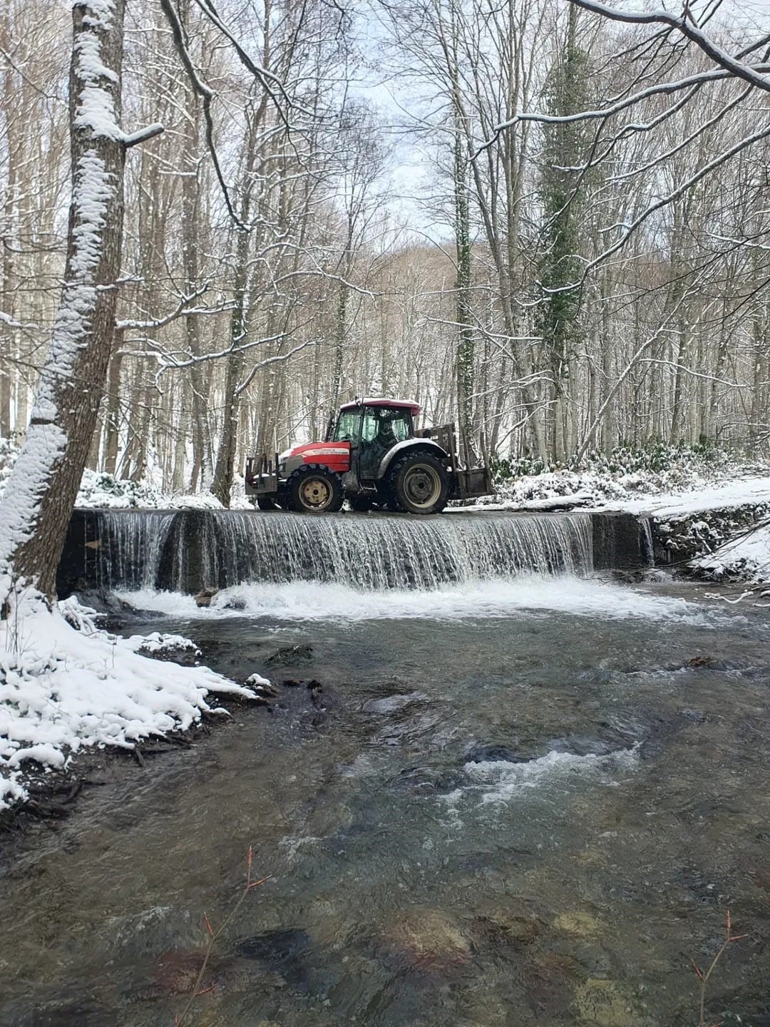 Demirköy’de kartpostallık kış manzarası
