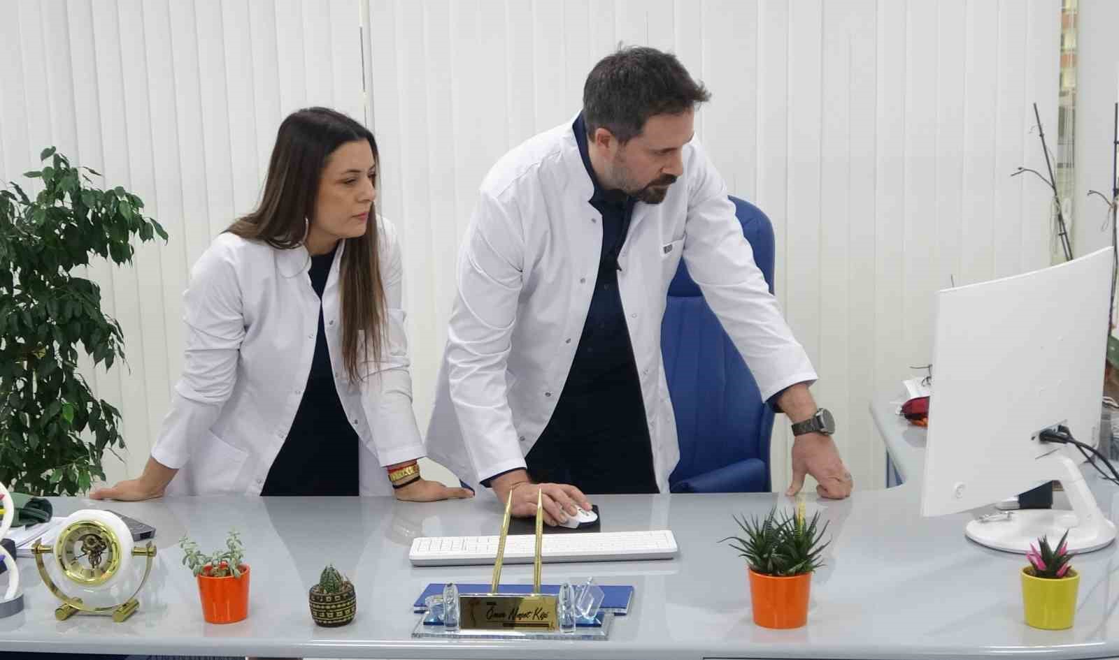 Doktor çift, hayat kurtaran teknoloji geliştirdi: Yapay zekalı takip sistemiyle anında müdahale imkanı
