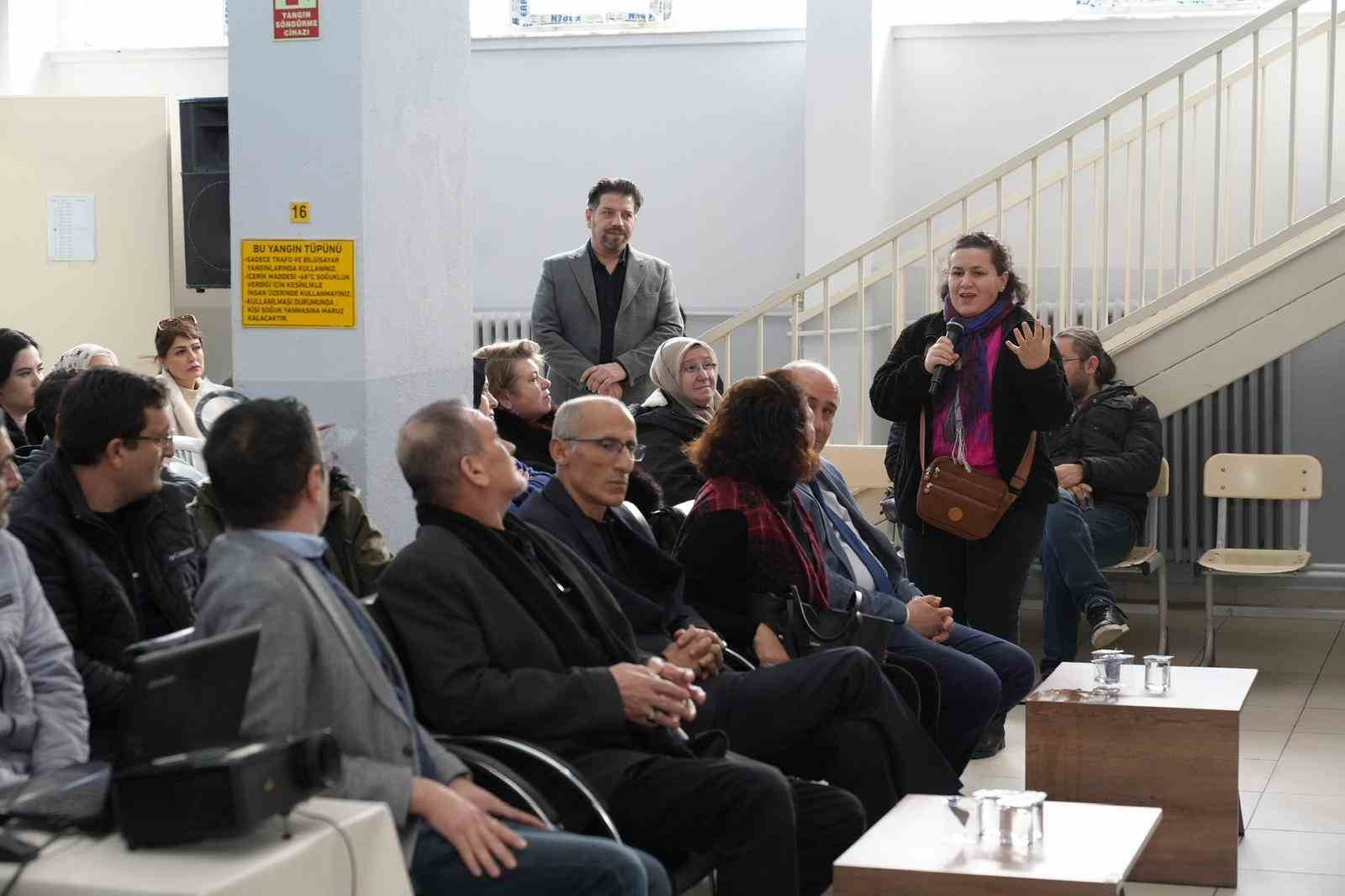 DSO Başkan Kasapoğlu mesleki eğitim iş birliği projesinde velilerle buluştu
