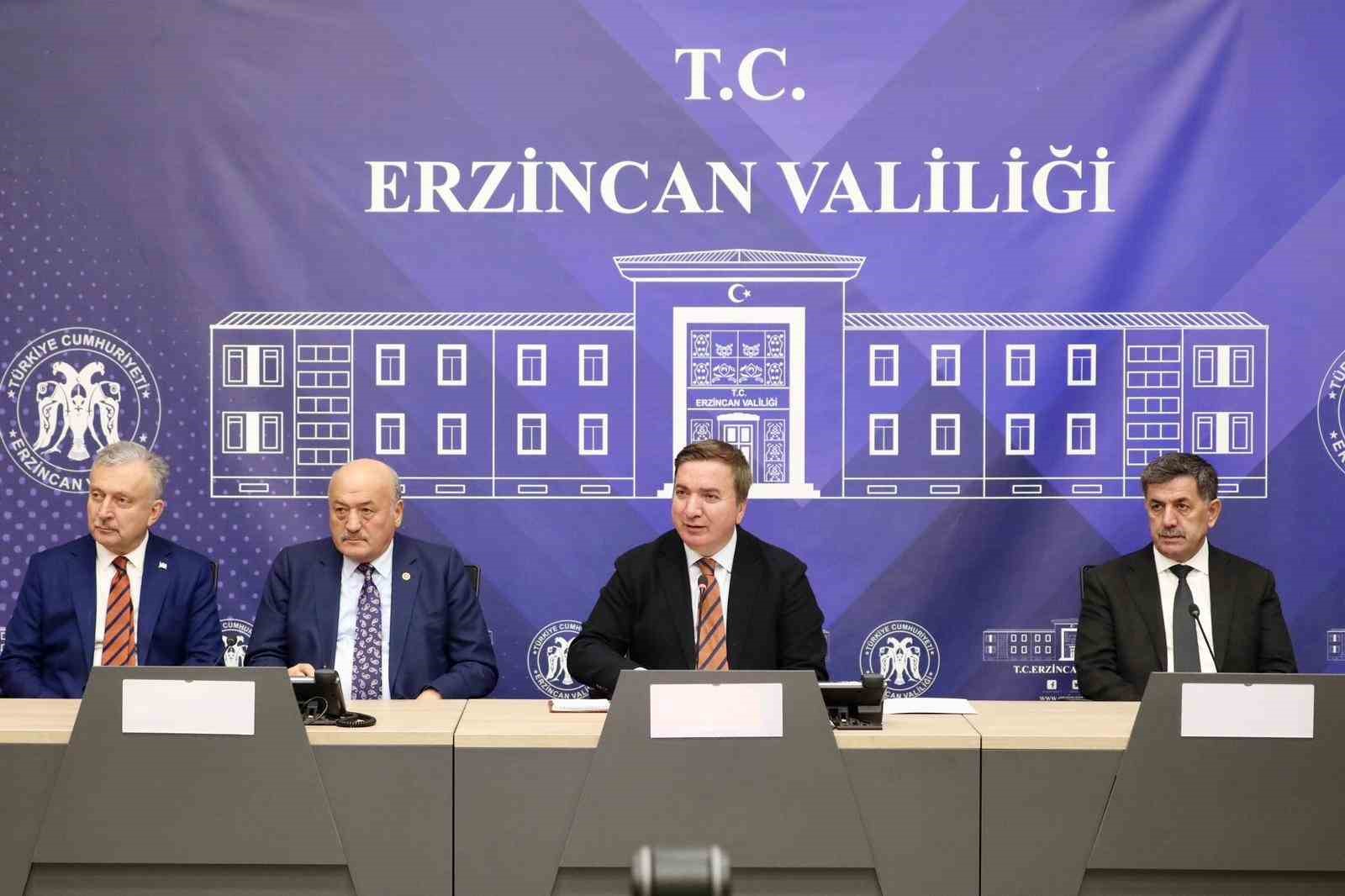 Erzincan’da 2026 yılı 1. İl Koordinasyon Kurulu Toplantısı yapıldı
Erzincan’da 2026 yılı 1. İl Koordinasyon Kurulu Toplantısı yapıldı