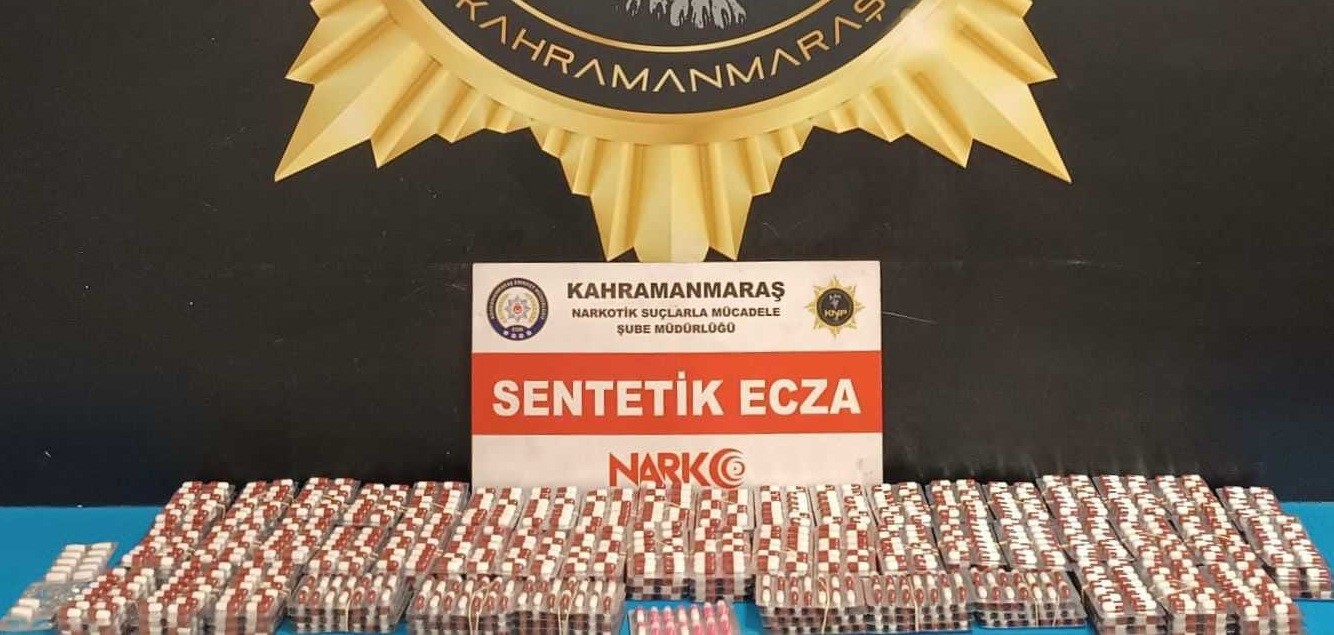 Hoparlörde binlerce uyuşturucu hap ele geçirildi: 2 tutuklama
Hoparlörde binlerce uyuşturucu hap ele geçirildi: 2 tutuklama