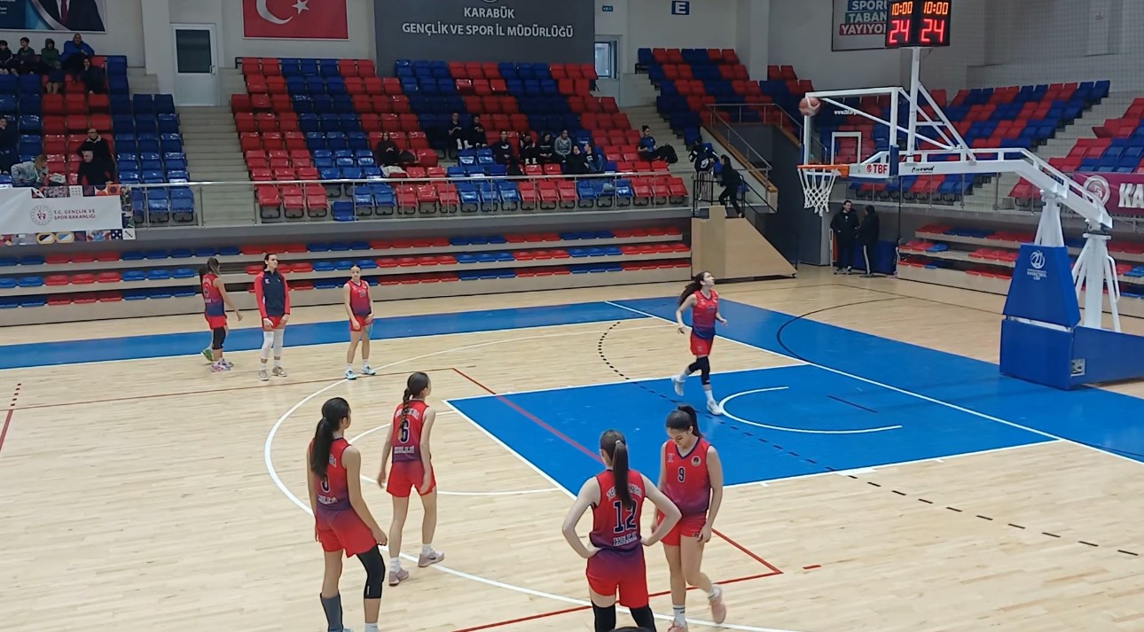 Karabük’te Okul Sporları Gençler Basketbol Grup Müsabakaları başladı
