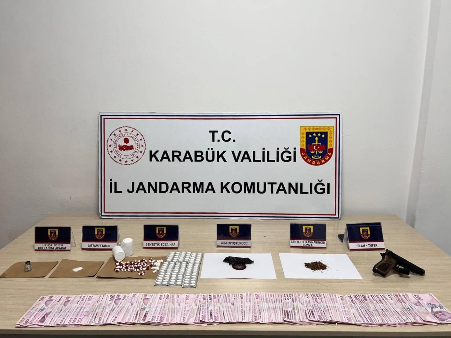 Karabük’te uyuşturucu operasyonu: 7 şüpheli yakalandı
