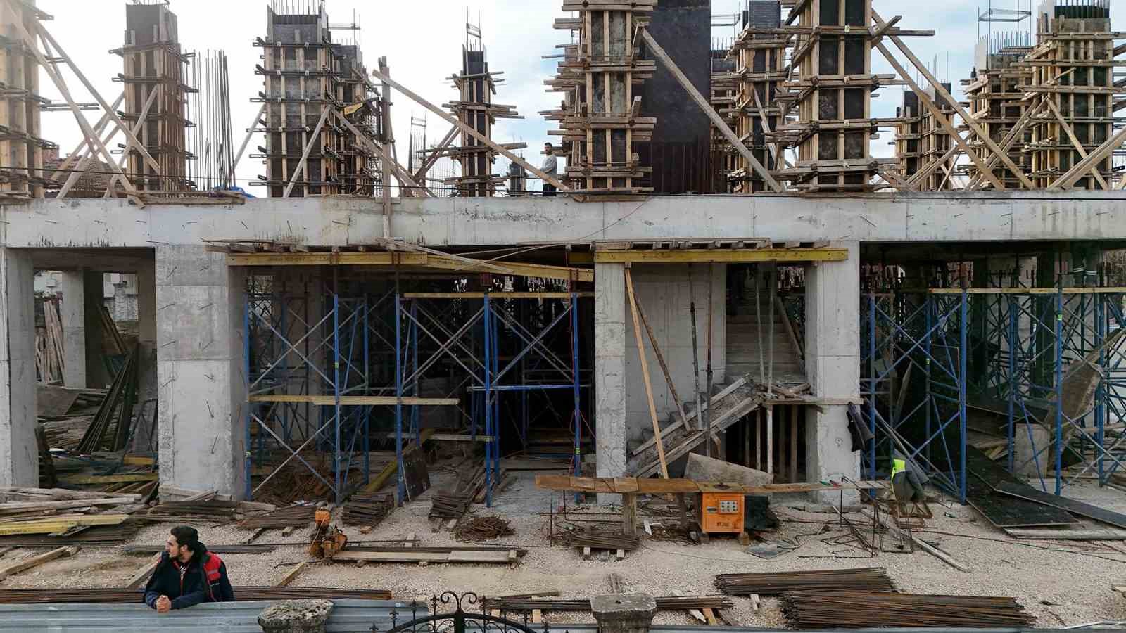 Karapürçek’te sosyal yaşamın merkezi olacak SGM yükseliyor
