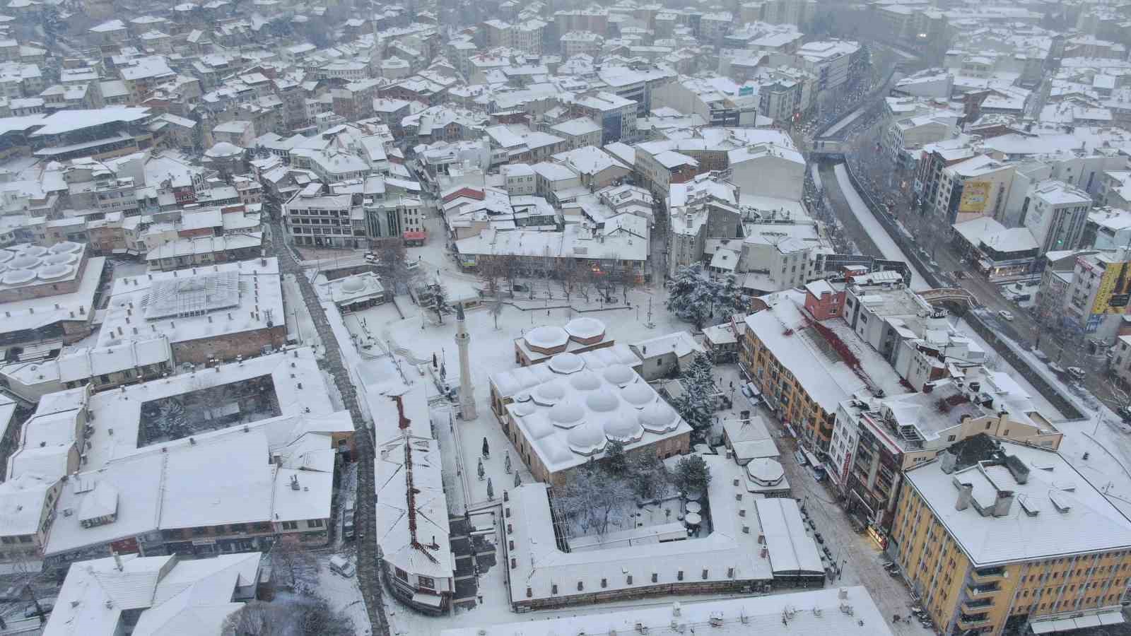 Kastamonu’da kar yağışı etkili oluyor
