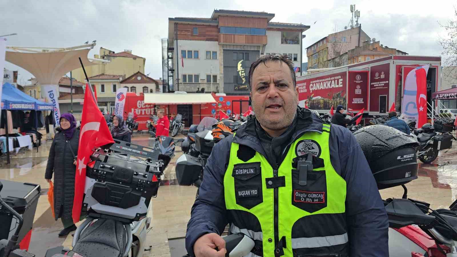 Sındırgı’da depremzedelere motorcu morali

