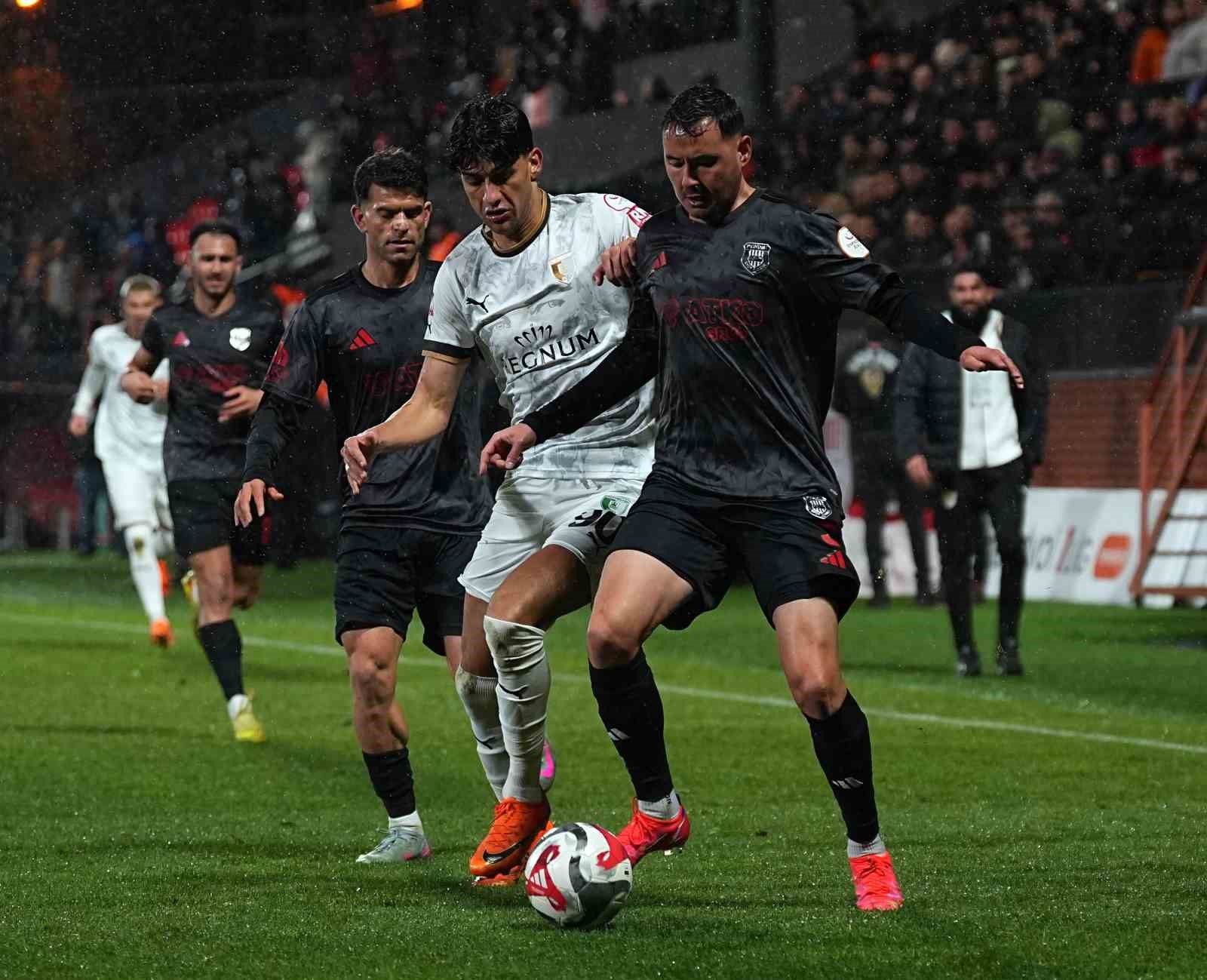 Trendyol 1. Lig: Pendikspor: 0 - Bodrum FK: 0
Trendyol 1. Lig: Pendikspor: 0 - Bodrum FK: 0