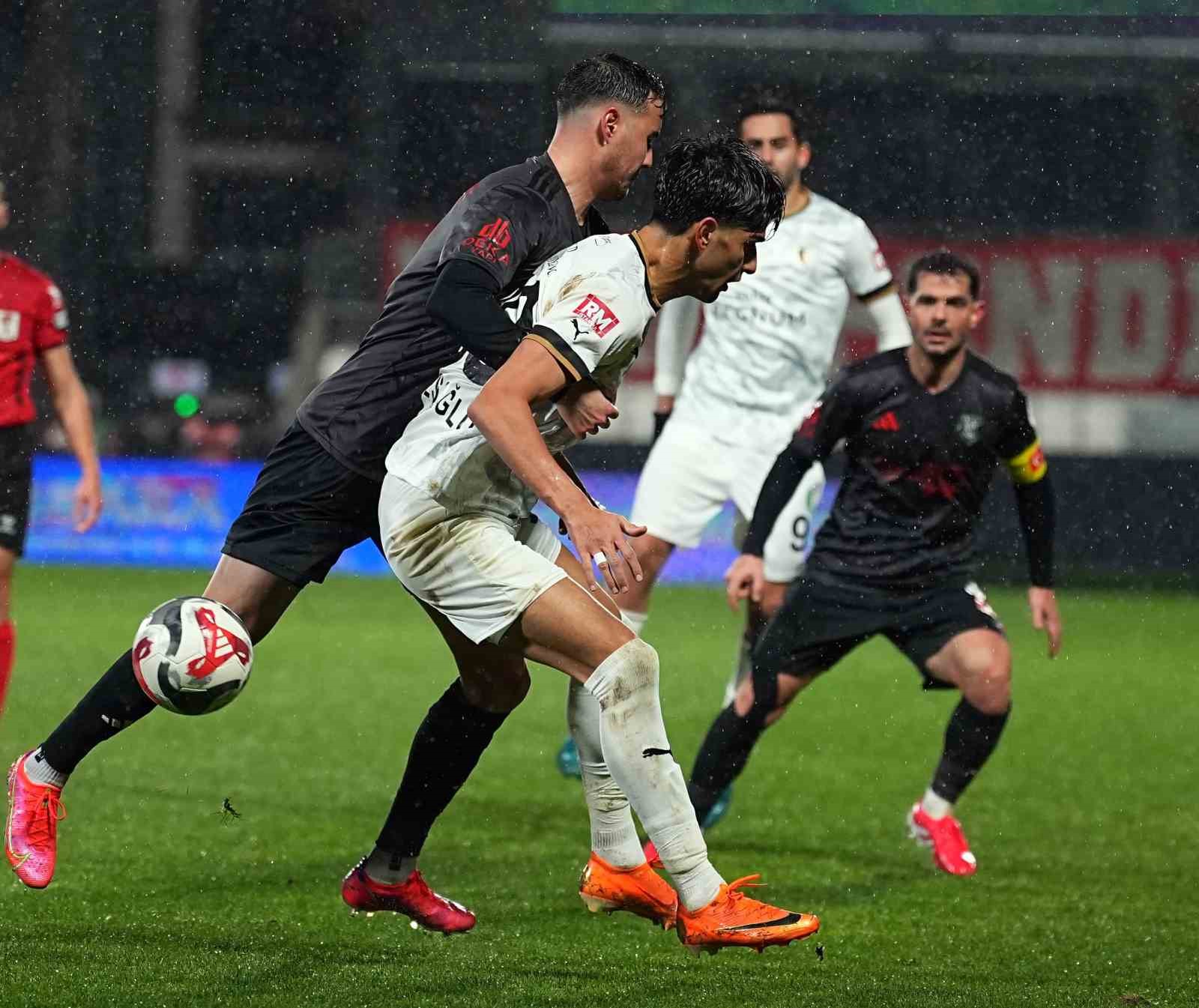 Trendyol 1. Lig: Pendikspor: 0 - Bodrum FK: 0
Trendyol 1. Lig: Pendikspor: 0 - Bodrum FK: 0