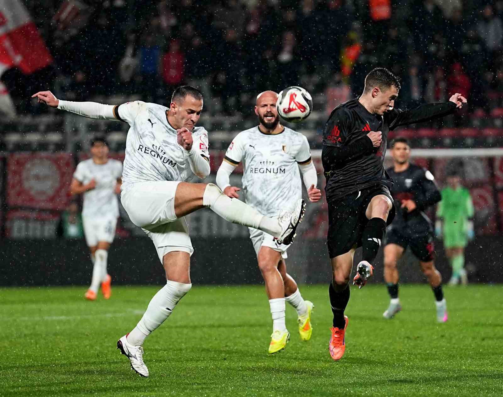 Trendyol 1. Lig: Pendikspor: 0 - Bodrum FK: 0
Trendyol 1. Lig: Pendikspor: 0 - Bodrum FK: 0