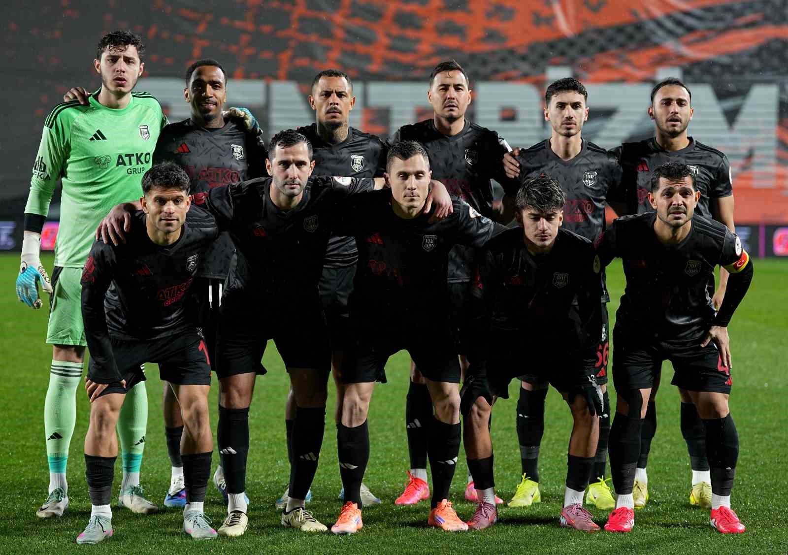 Trendyol 1. Lig: Pendikspor: 0 - Bodrum FK: 0
Trendyol 1. Lig: Pendikspor: 0 - Bodrum FK: 0