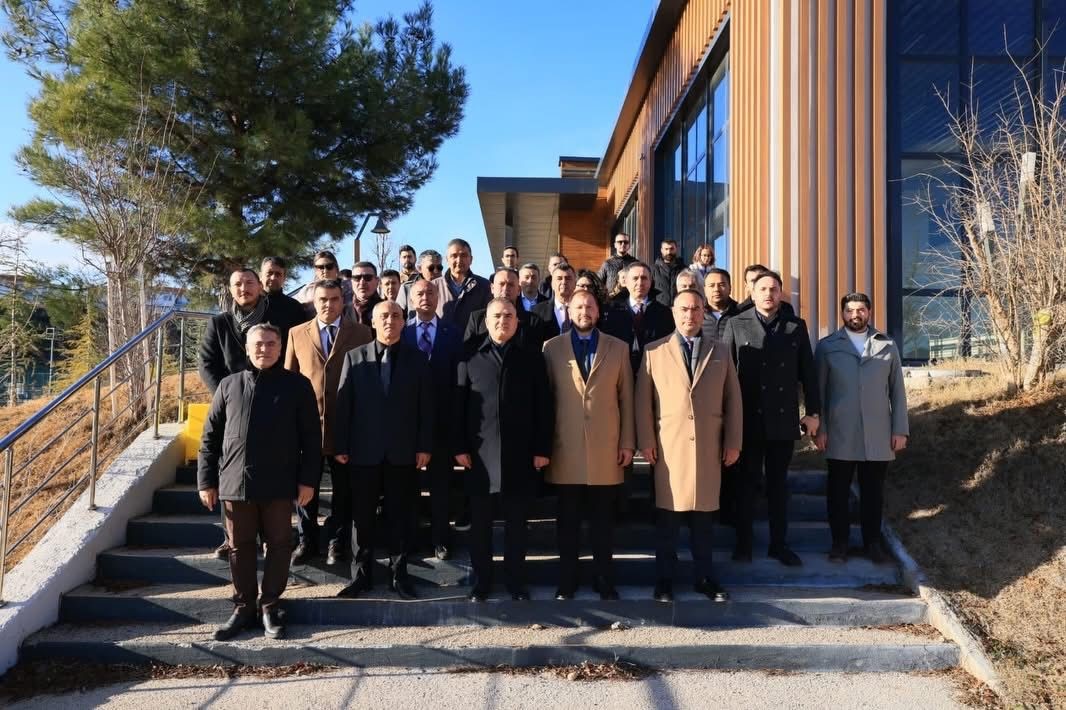 Yatağan Millet Bahçesi yakında hizmete açılıyor
Yatağan Millet Bahçesi yakında hizmete açılıyor