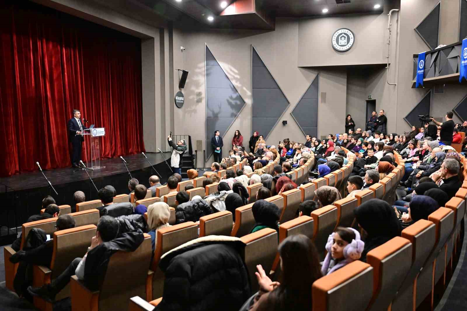 Yıldırım’da fetih çoşkusu devam ediyor
Yıldırım’da fetih çoşkusu devam ediyor