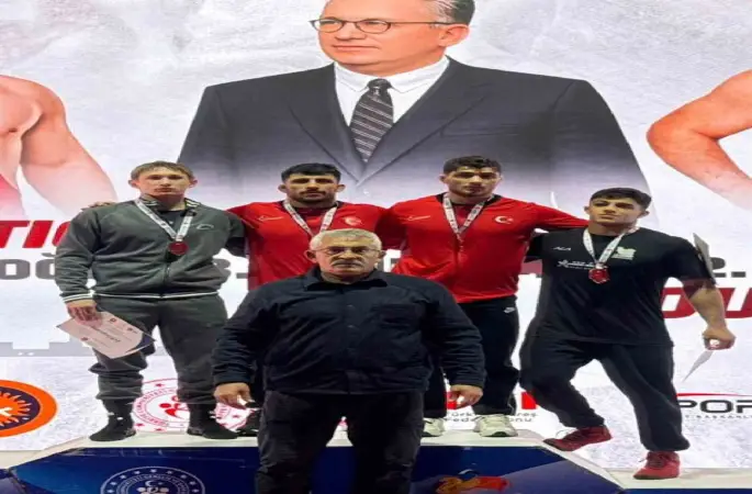 Büyükşehir güreşçisinden uluslararası başarı
