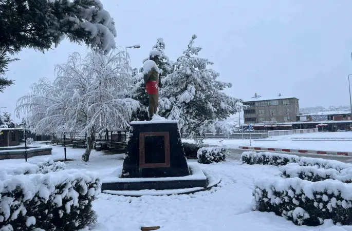Kavak’ta kar 20 santimetreye ulaştı
