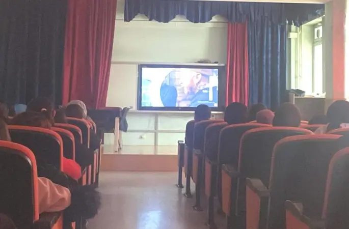Kütahya Akşemsettin Kız Anadolu İmam Hatip Lisesinde belgesel gösterimi