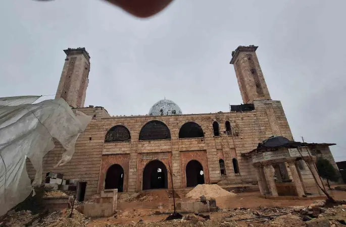 SDG’den temizlenen Şeyh Maksud mahallesinde hayat normale dönüyor
